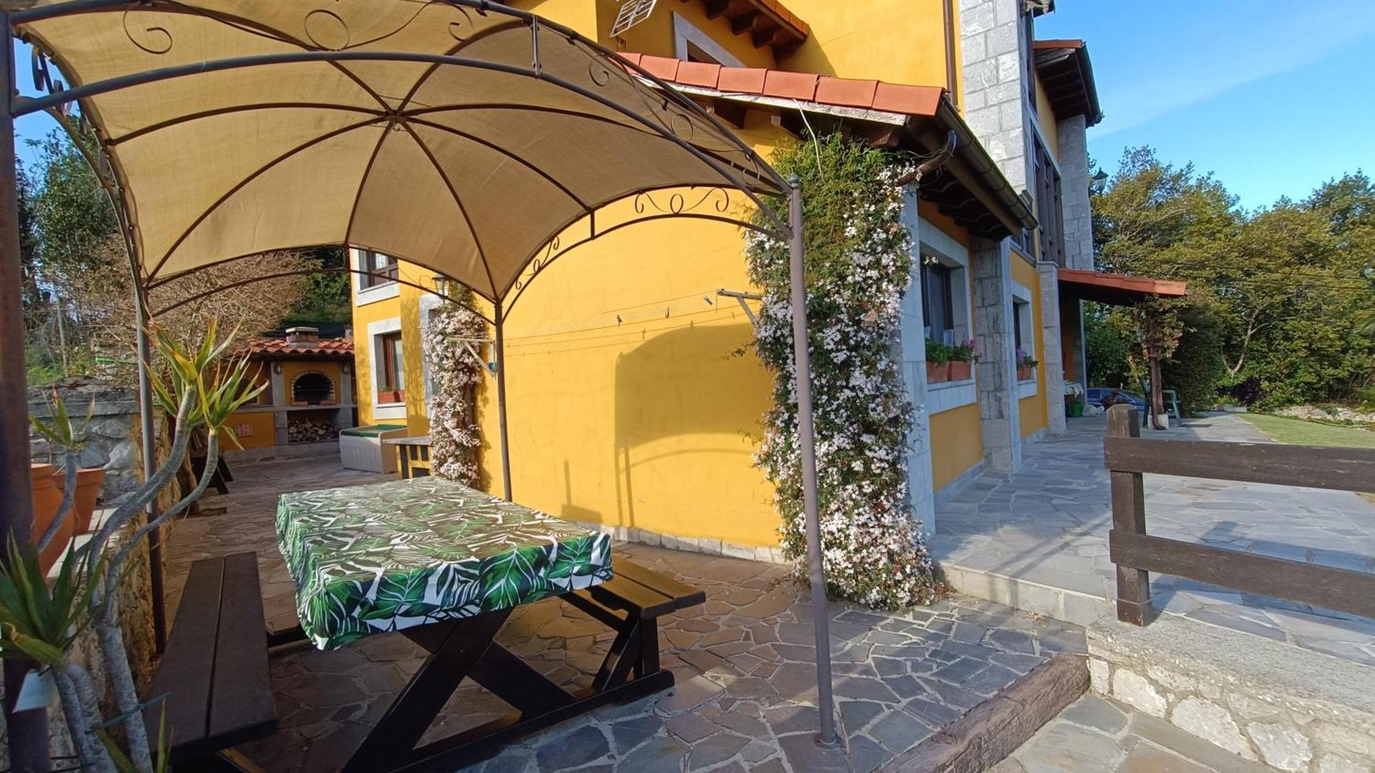 בית הארחה נואבה דה לאנס 	El Corral Del Acebo מראה חיצוני תמונה
